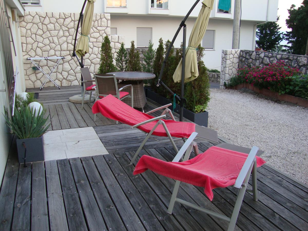 Apartments Ilona Novi Vinodolski Eksteriør billede